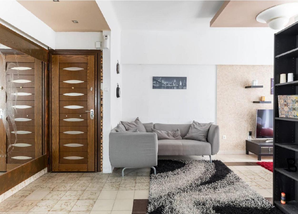 2Bd- Perfect Location With Square View Lejlighed Thessaloníki Eksteriør billede